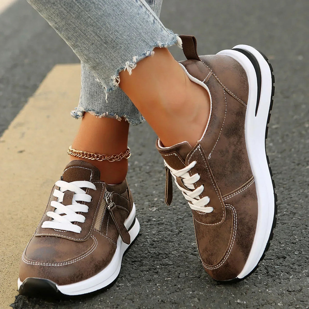 Lacey - Orthopedic Sneaker