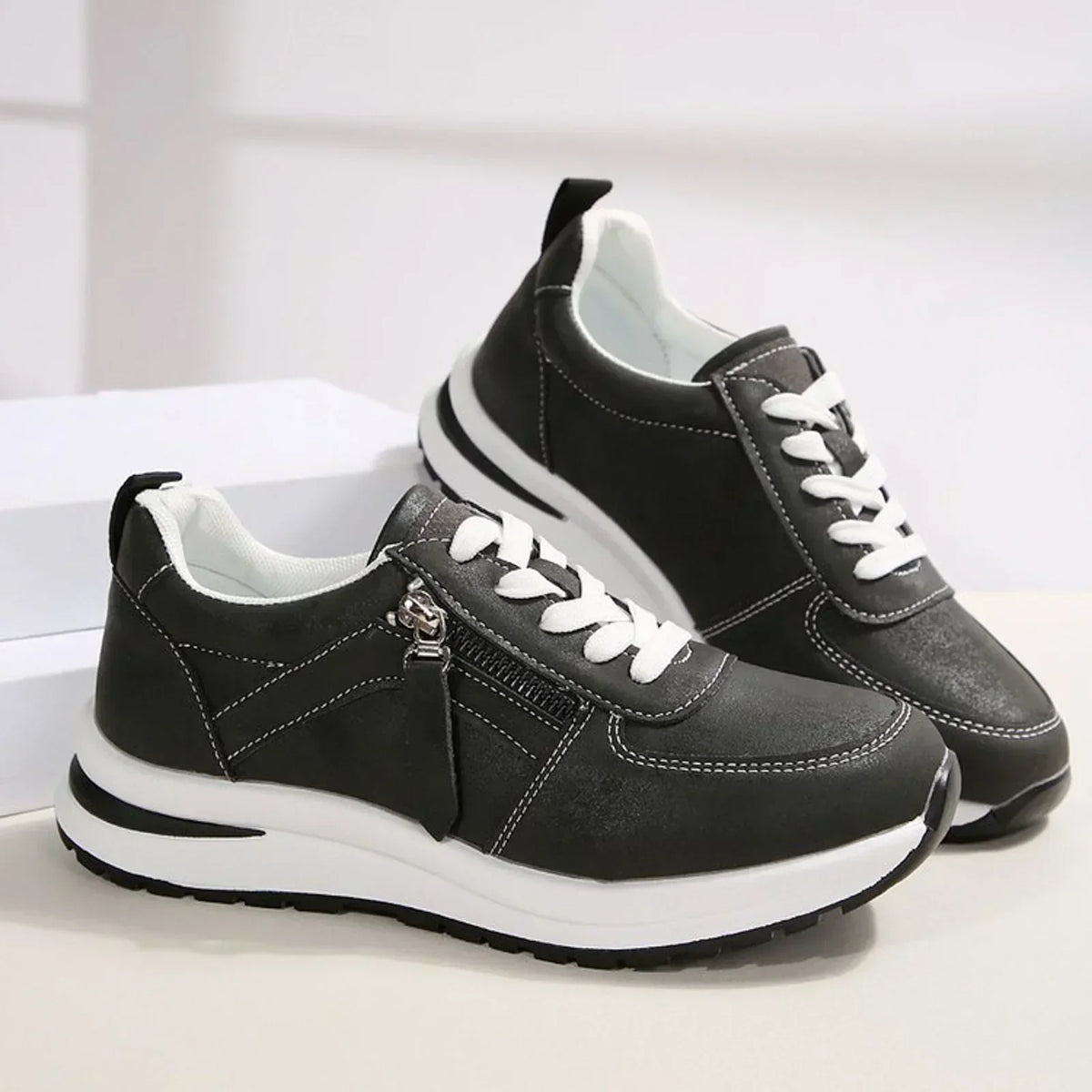 Lacey - Orthopedic Sneaker