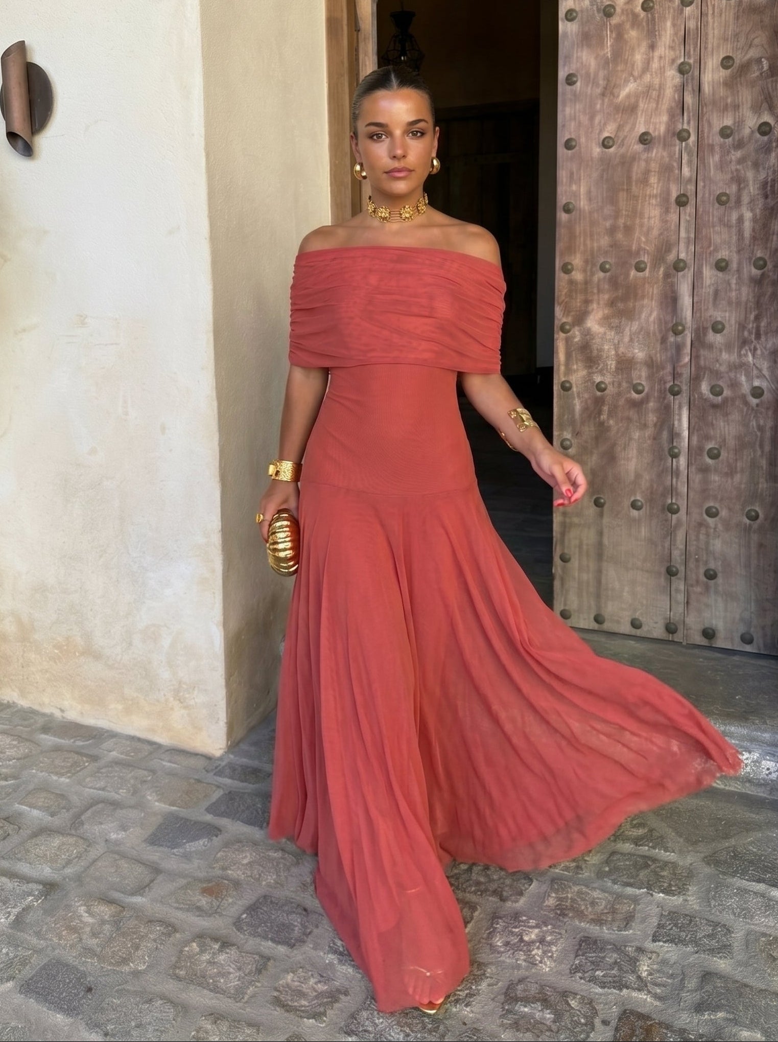 Simba Elegant Dress in Silk Tulle
