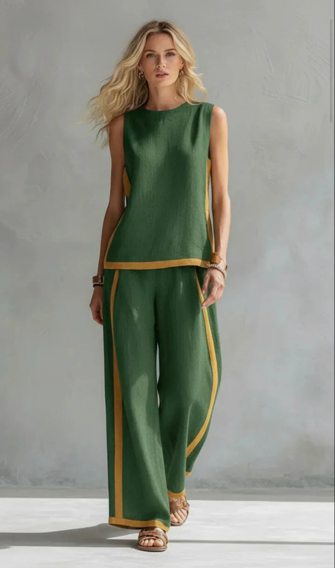 Ursula – Chic-Casual Vest and Trousers Set with Two-Tone Finish